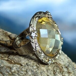 Vintage-Inspired Yellow Gemstone Silver Ring